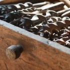 Kézi fúrók a fiókban. Fotó: Toró Attila.