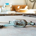 Kézzel hajtott fúrógép. Fotó: Toró Attila.