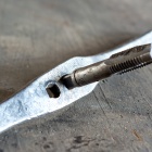 Kézi menetfúró. Fotó: Toró Attila.